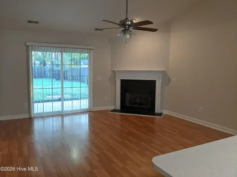 514 Foxwood Lane Wilmington NC 28409