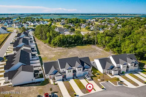 120 Bridge Point Circle Cedar Point NC 28584