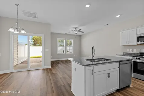 120 Bridge Point Circle Cedar Point NC 28584