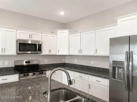 120 Bridge Point Circle Cedar Point NC 28584