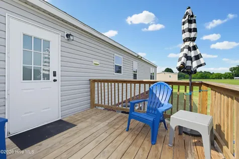 1901 Peacock Road Whiteville NC 28472