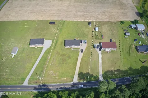 1901 Peacock Road Whiteville NC 28472