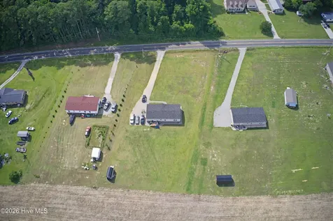 1901 Peacock Road Whiteville NC 28472