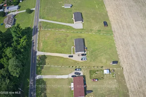 1901 Peacock Road Whiteville NC 28472