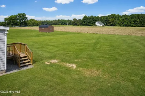 1901 Peacock Road Whiteville NC 28472