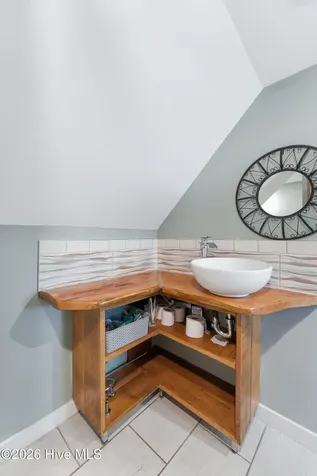 105 E Trent Street Trenton NC 28585