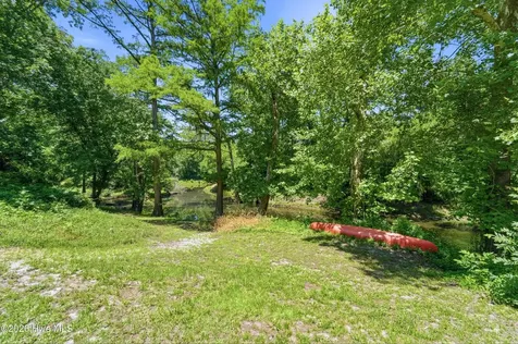 105 E Trent Street Trenton NC 28585