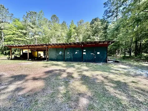 11240 Stewartsville Cemetery Road Laurinburg NC 28352