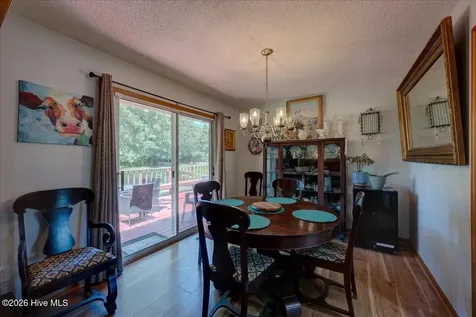 217 Pinewood Drive New Bern NC 28562