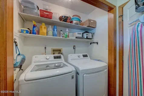 217 Pinewood Drive New Bern NC 28562
