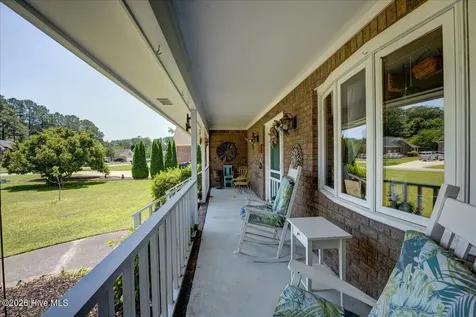 217 Pinewood Drive New Bern NC 28562