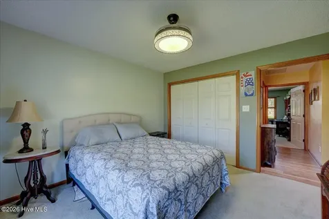 217 Pinewood Drive New Bern NC 28562