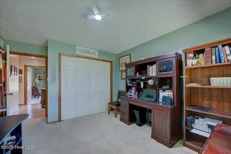 217 Pinewood Drive New Bern NC 28562
