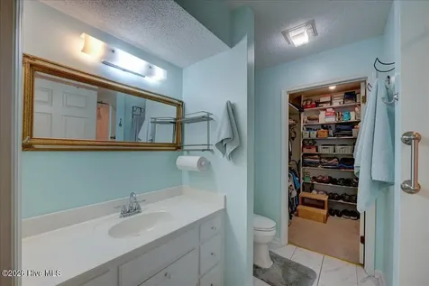 217 Pinewood Drive New Bern NC 28562