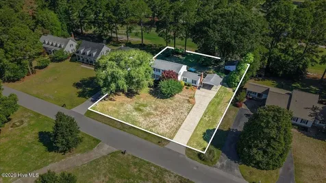 206 Ramblewood Drive Mount Olive NC 28365