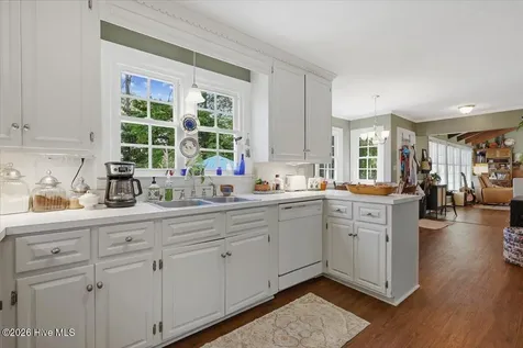 206 Ramblewood Drive Mount Olive NC 28365