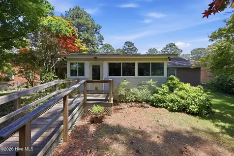 214 Crestline Boulevard Greenville NC 27834