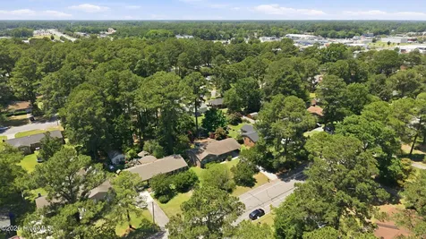 214 Crestline Boulevard Greenville NC 27834