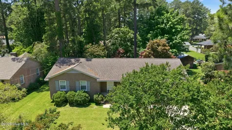 214 Crestline Boulevard Greenville NC 27834
