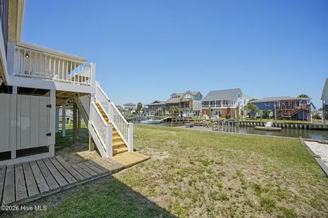 122 Marlin Drive Holden Beach NC 28462