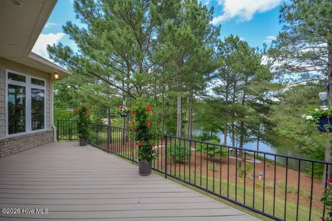 210 Beths Point West End NC 27376