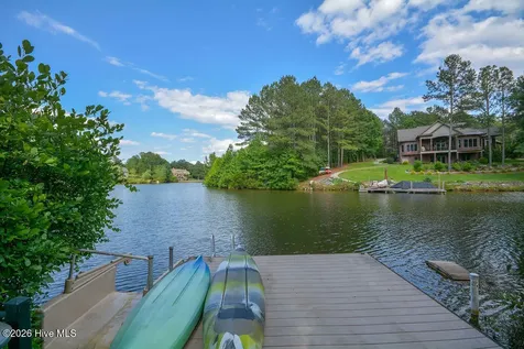 210 Beths Point West End NC 27376