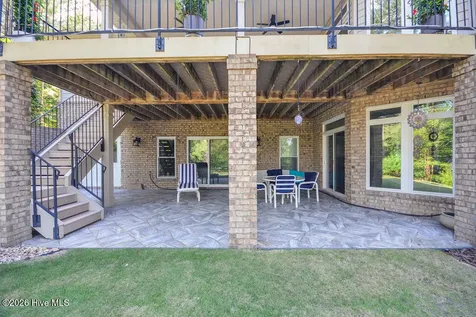 210 Beths Point West End NC 27376