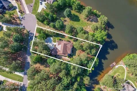 210 Beths Point West End NC 27376