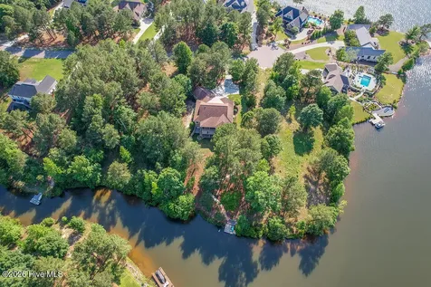 210 Beths Point West End NC 27376