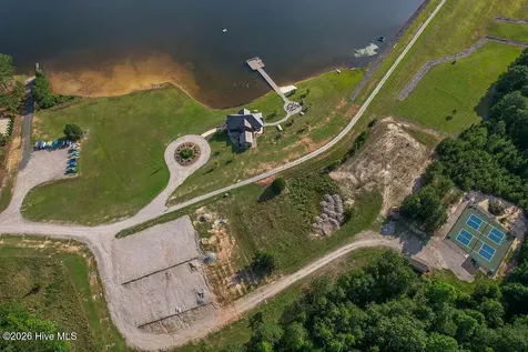 210 Beths Point West End NC 27376