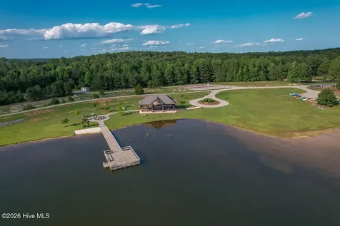 210 Beths Point West End NC 27376