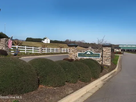 210 Beths Point West End NC 27376
