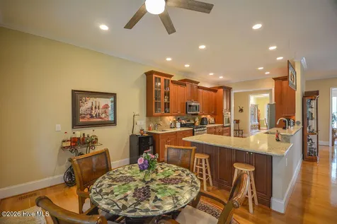 210 Beths Point West End NC 27376