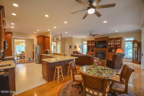 210 Beths Point West End NC 27376