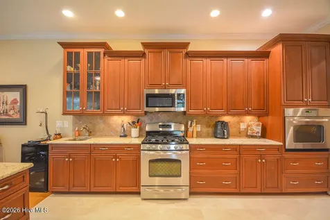 210 Beths Point West End NC 27376