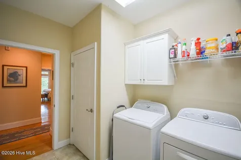 210 Beths Point West End NC 27376