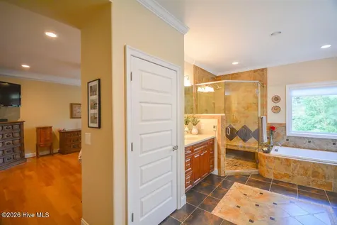 210 Beths Point West End NC 27376