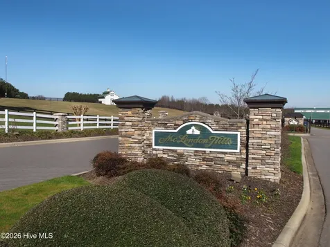 210 Beths Point West End NC 27376