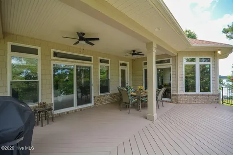 210 Beths Point West End NC 27376