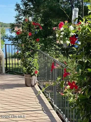 210 Beths Point West End NC 27376