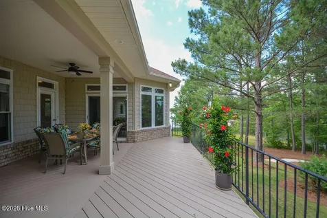 210 Beths Point West End NC 27376