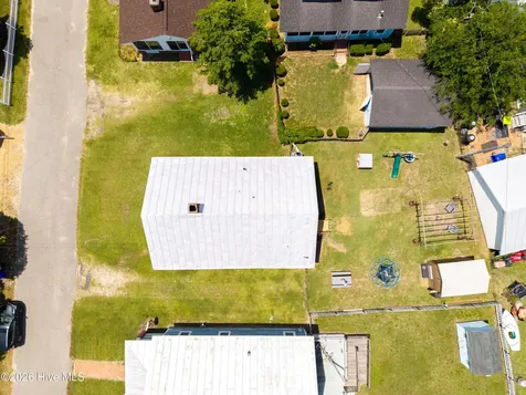 205 E Grubb Street Hertford NC 27944