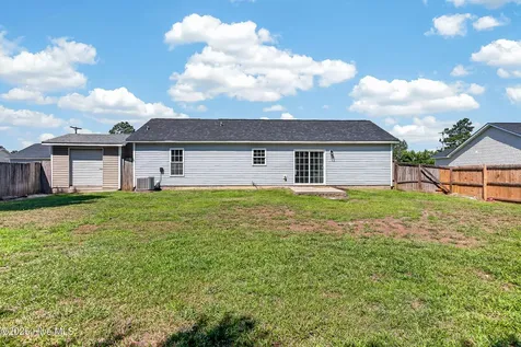 507 Cherry Blossom Lane Richlands NC 28574