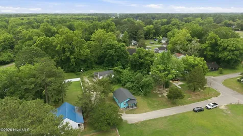 109 Bowser Court Plymouth NC 27962