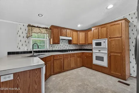 304 Washington Creek Drive Willard NC 28478