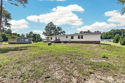 304 Washington Creek Drive Willard NC 28478