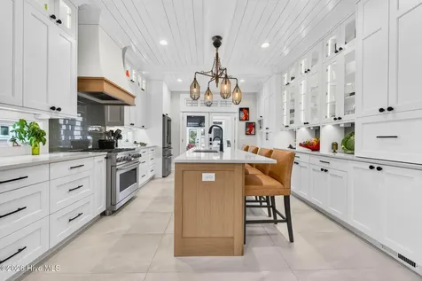 502 W Brown Street Southport NC 28461