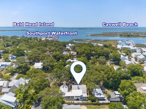 502 W Brown Street Southport NC 28461
