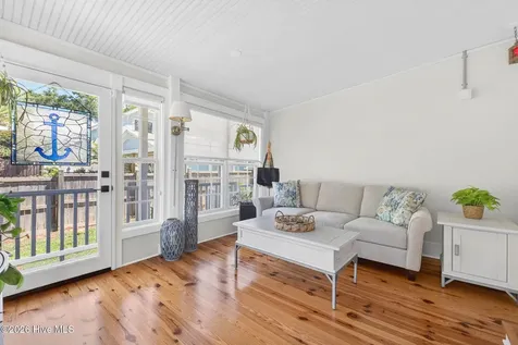 502 W Brown Street Southport NC 28461