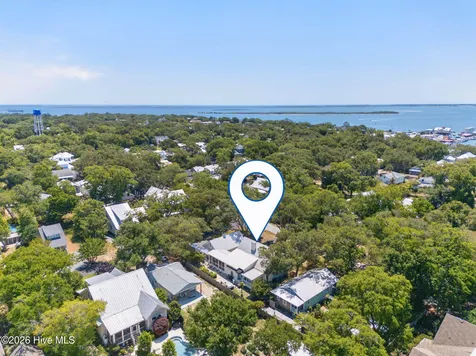 502 W Brown Street Southport NC 28461